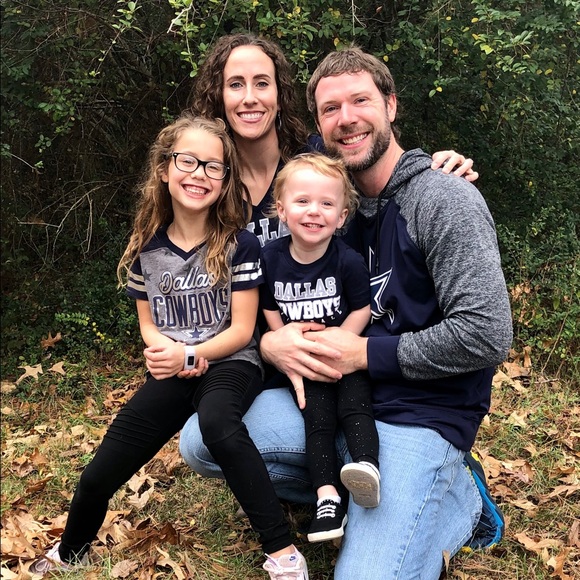 Meet your Posher, Kristen - Picture 4 of 8